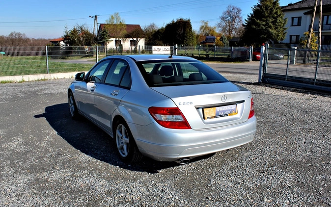 Mercedes-Benz Klasa C cena 24900 przebieg: 245035, rok produkcji 2007 z Ostrzeszów małe 254